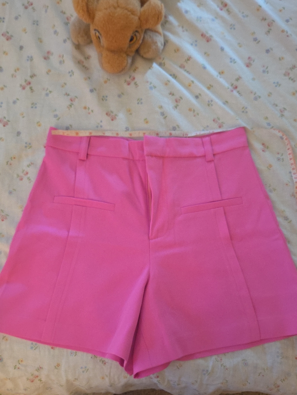 LA MIEL Bright Pink High-Waist Tailored Shorts(Boutique Short)